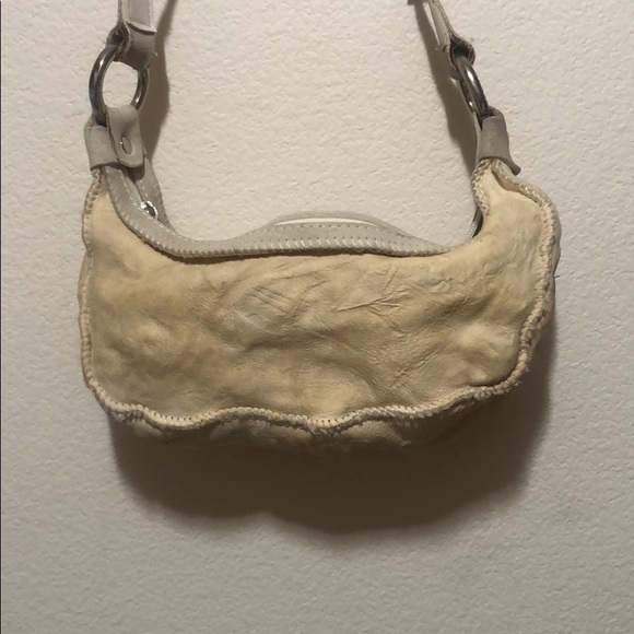 Ugg mini shoulder purse - Picture 3 of 3